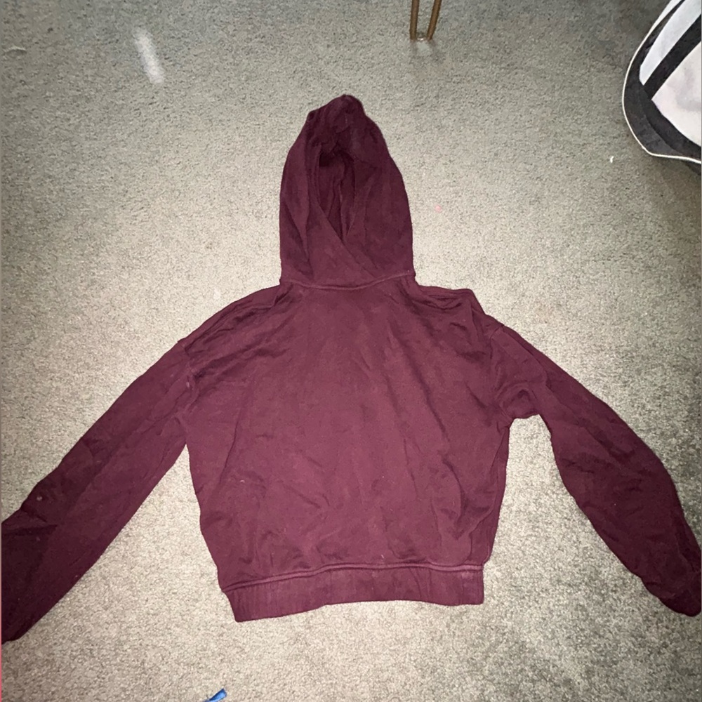 Lululemon cropped sweatshirt!!